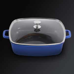 AluChef Shallow Casserole Square 28 x 28 x 7.2cm, 5.6L Blue with silver metal handle and plate